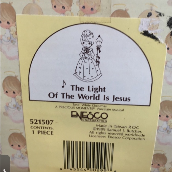 Precious moments the light of the world is Jesus porcelain figurine plays music - Picture 3 of 3